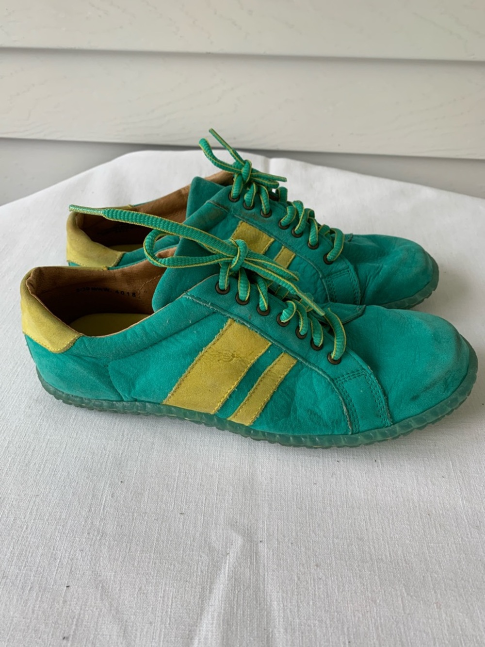 Born Sneakers - Women’s Size 8